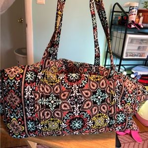 Large vera bradley duffle bag